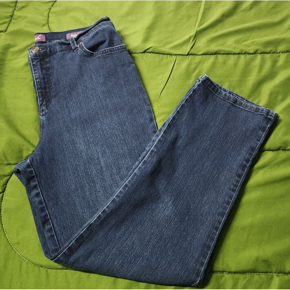 Gloria Vanderbilt Amanda Jeans Straight Leg Blue Size 12 Short